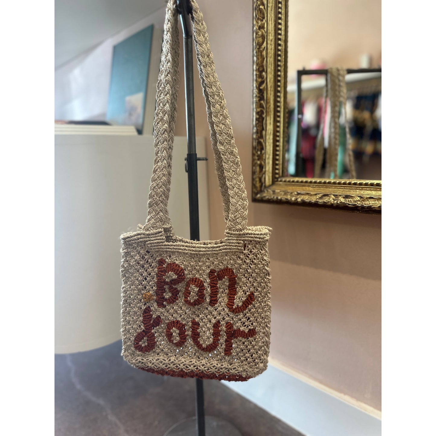 CARA CROSS BODY