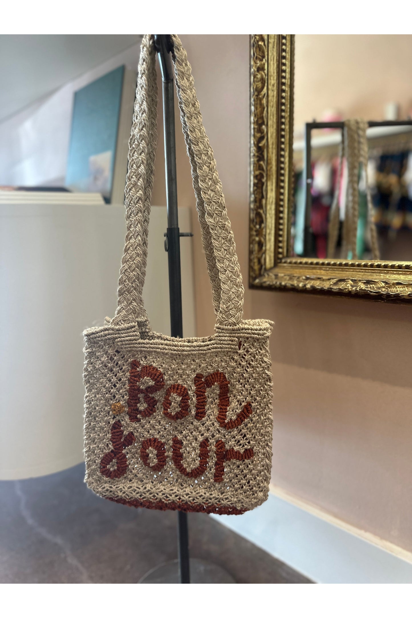 CARA CROSS BODY
