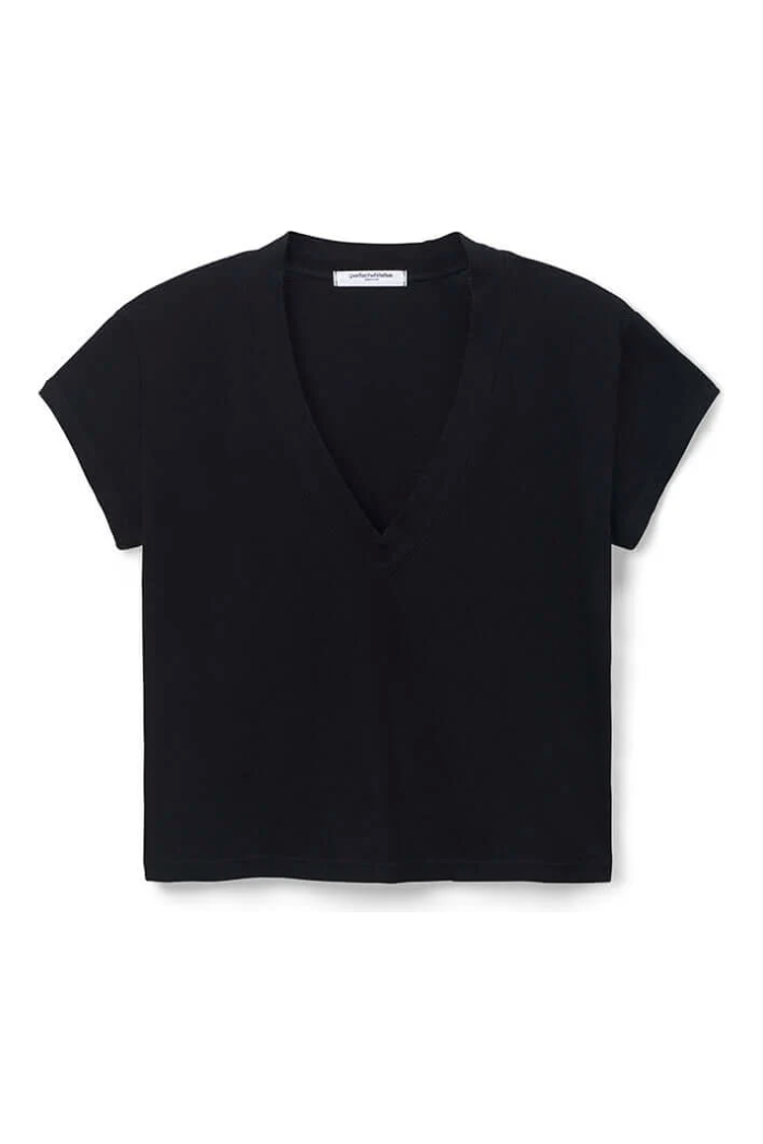 ALANIS V NECK TEE