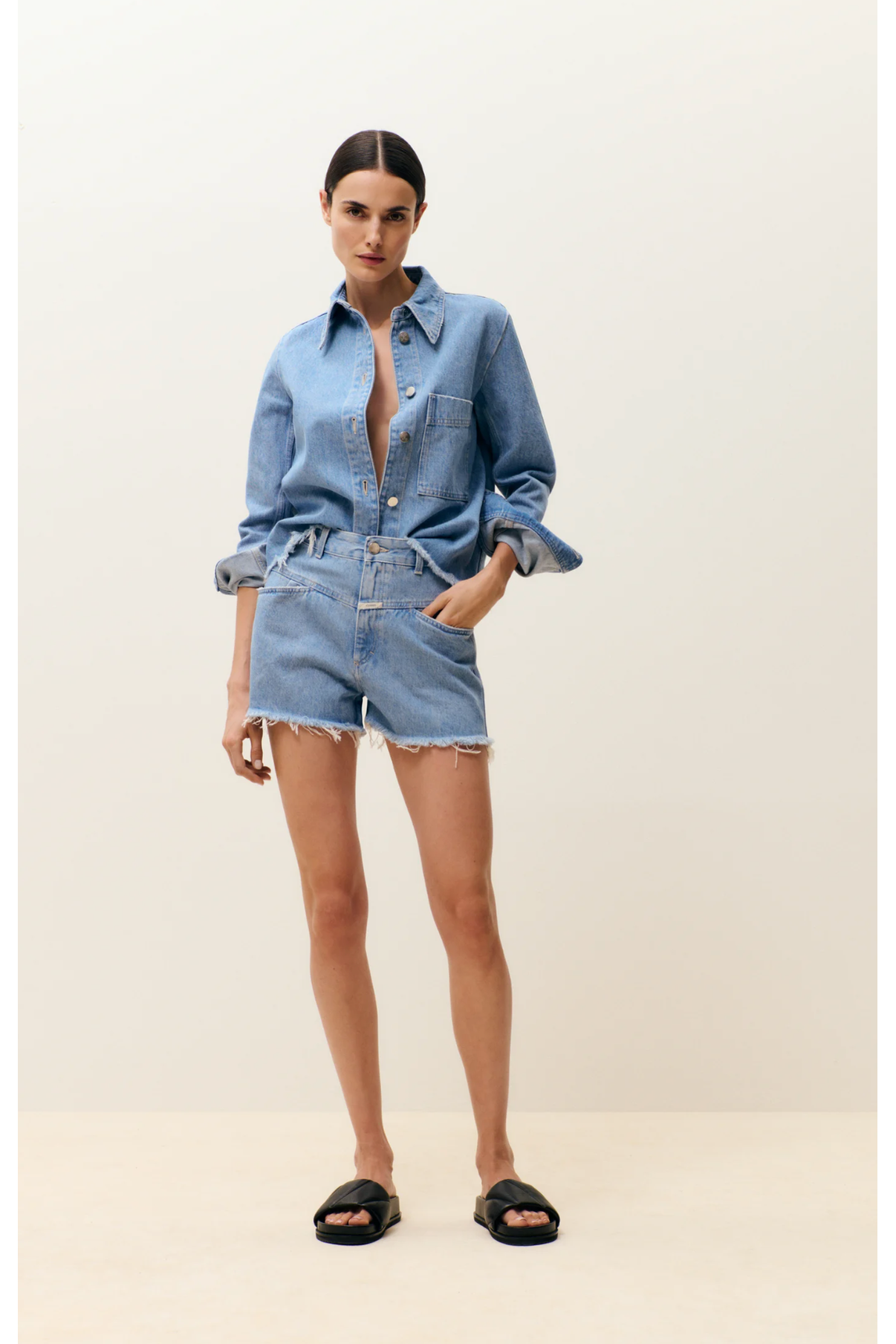 SHORT JACKET