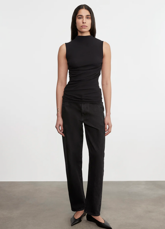 SLEEVELESS TWIST TOP