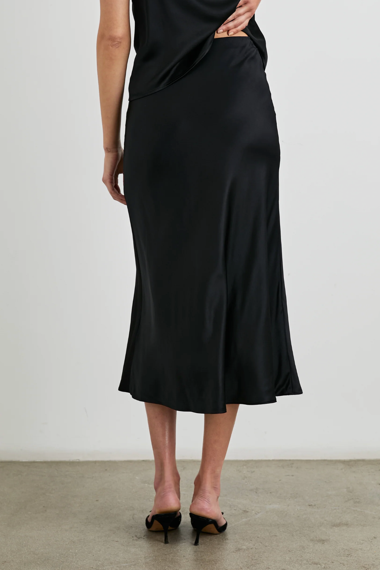 ANYA SKIRT