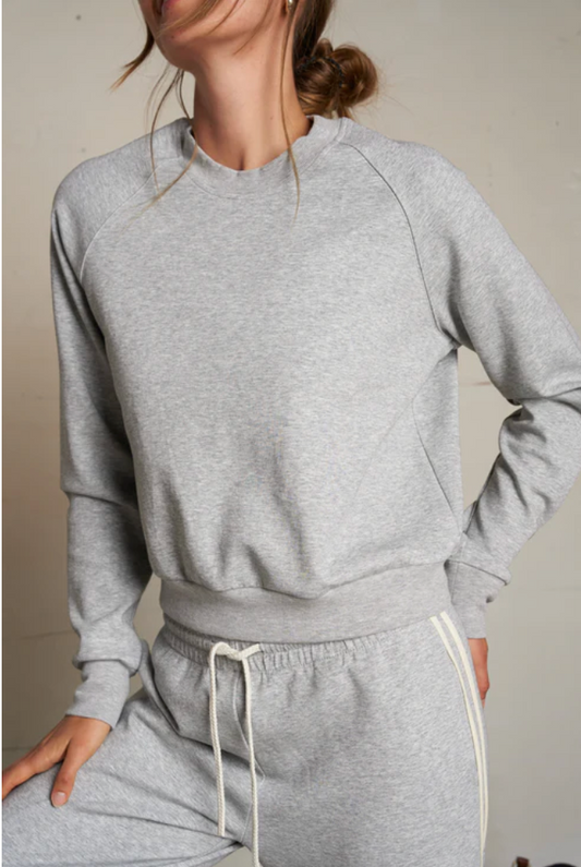 LUCIA TRAVEL LONG SLEEVE