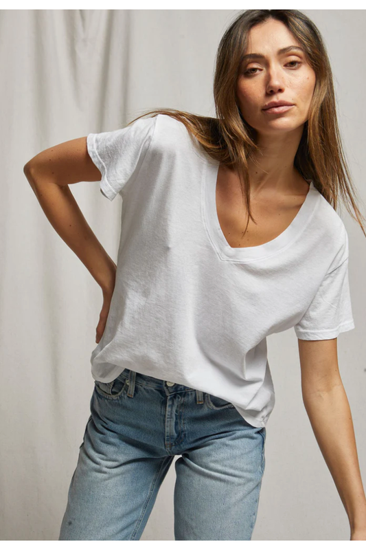 HENDRIX BOXY VNECK TEE