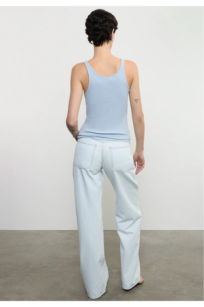 SLOUCHY STRAIGHT JEAN