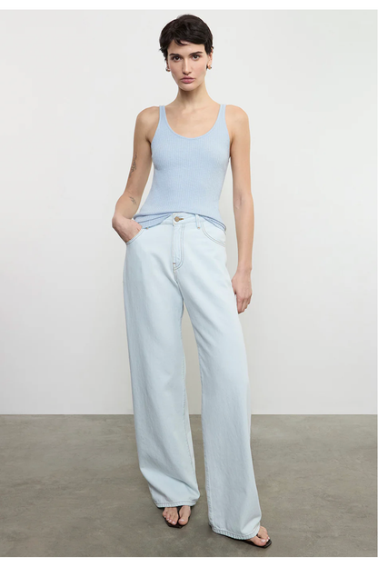 SLOUCHY STRAIGHT JEAN