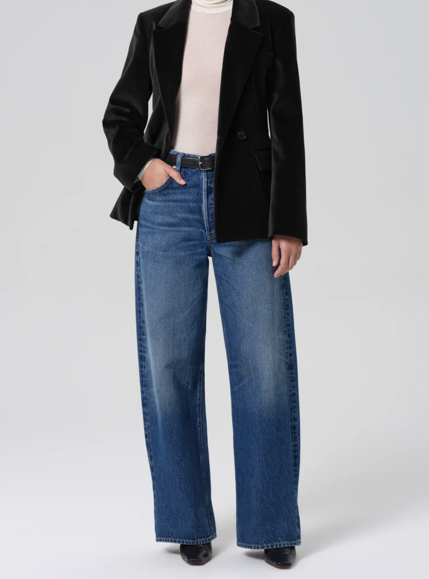 MATTHEAU VELVET BLAZER