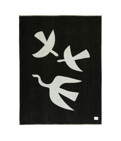 REVERSIBLE THROW BLACK LOTTA LOVE