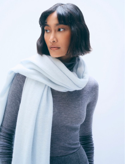 CASHMERE TRAVEL WRAP
