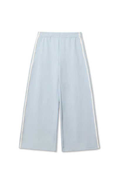 Perfect White Tee Mikos Travel Pant - relaxed travel pants back view