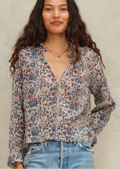 Mabe Cass Long Sleeve Top - relaxed long sleeve top side view