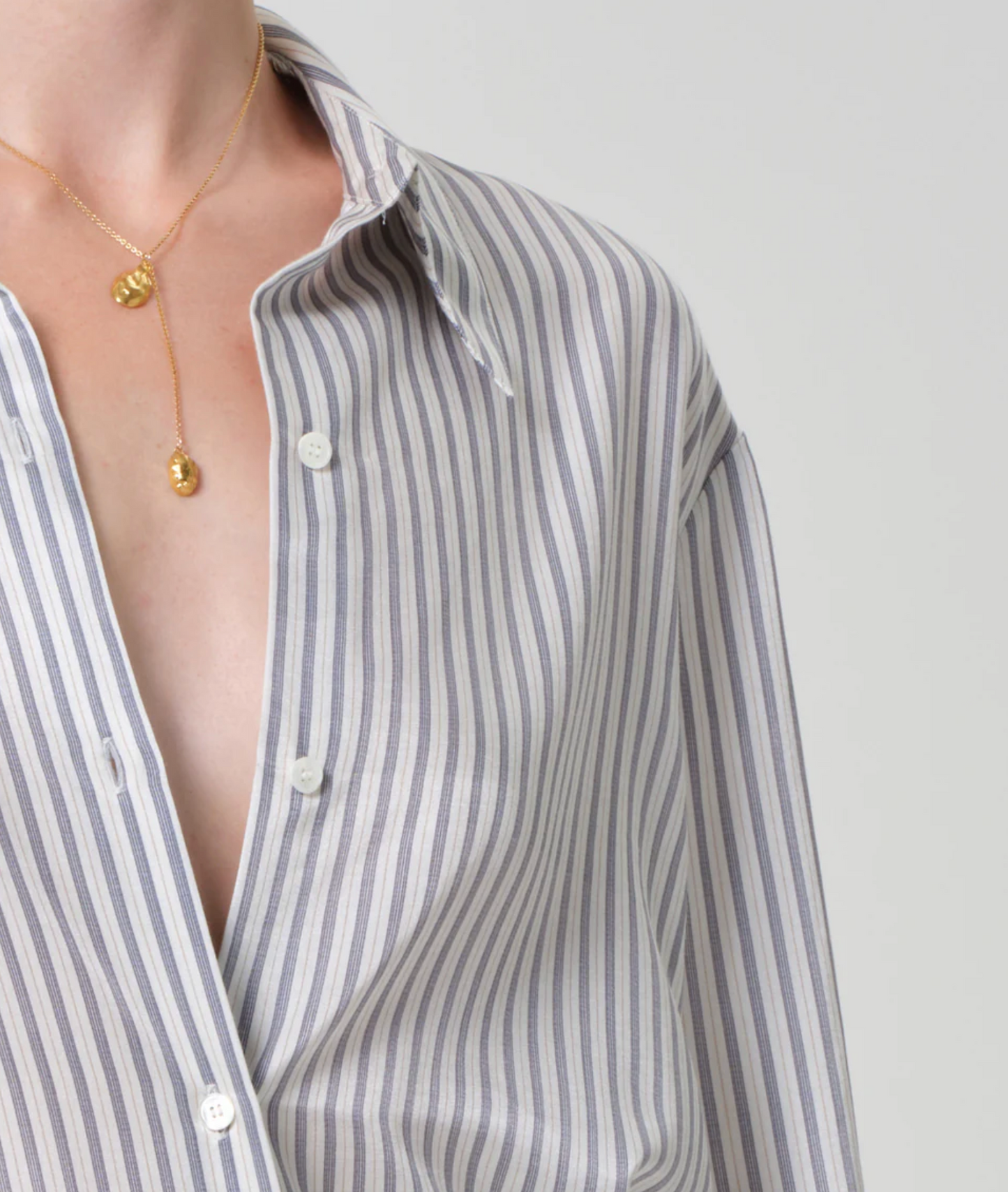 Citizen of Humanity Camilia Shirt - relaxed cotton button-down shirt side view