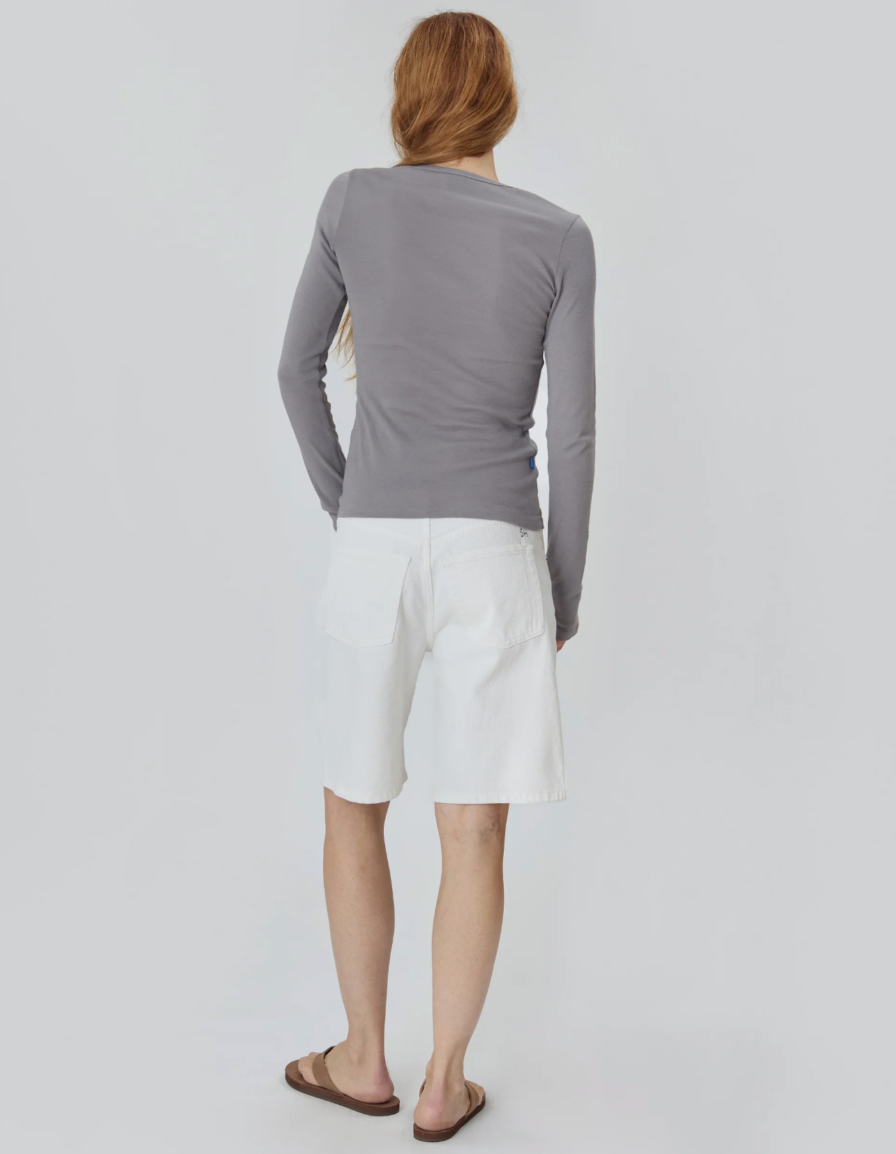 Still Here Cool Shorts - high-rise denim shorts detail view