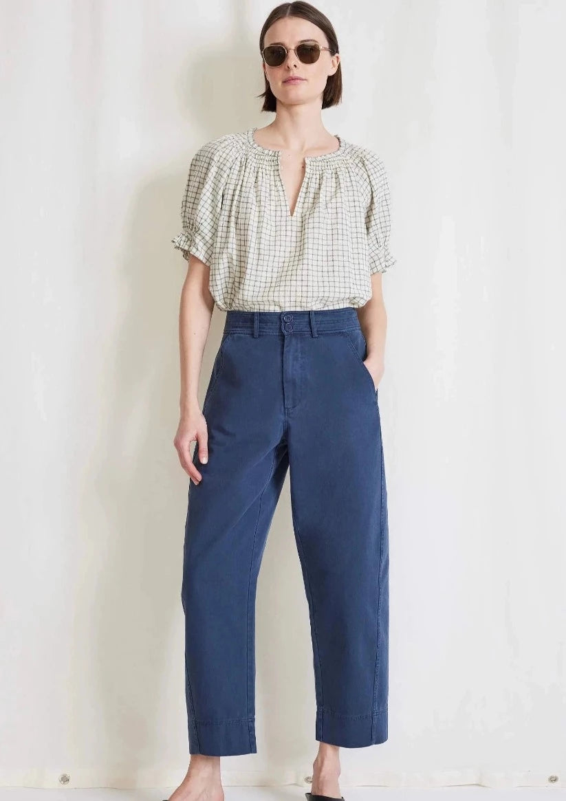 These are high waisted, with zip closure with a two button detail, front and back pockets, and cropped barrel shaped legs.  100% Cotton  Made in China