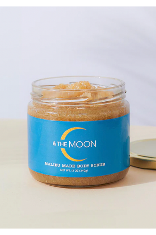 All natural vanilla brown sugar body exfoliator that gently removes dead skin cells and replenishes the skin with hydrating organic oils and food-grade vanilla     MADE IN MALIBU 